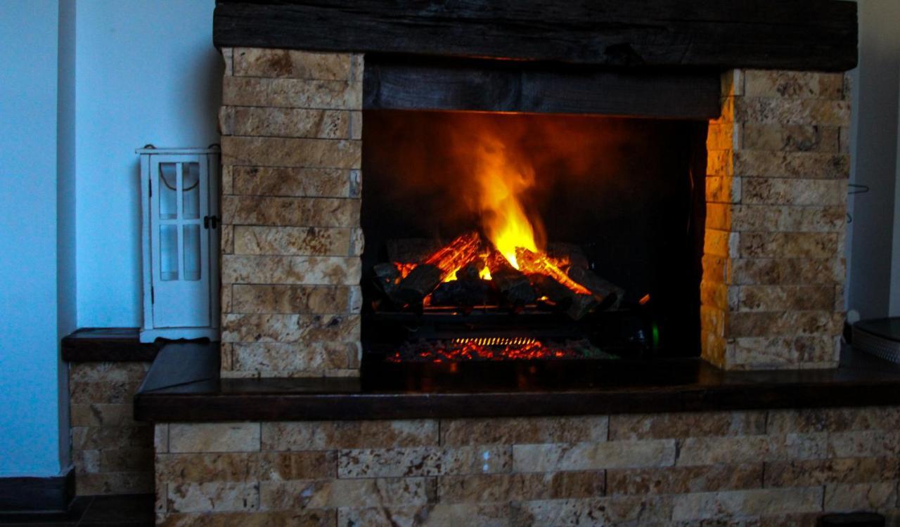 Cozy Cottage - Free Parking, Self Check-In Oradea Eksteriør billede